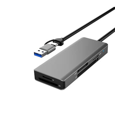 Кардридер оснащен двумя интерфейсами USB-A и C